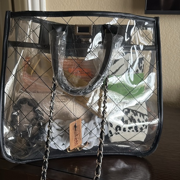 Not so Mystery (8 Item Bundle) - Picture 6 of 8